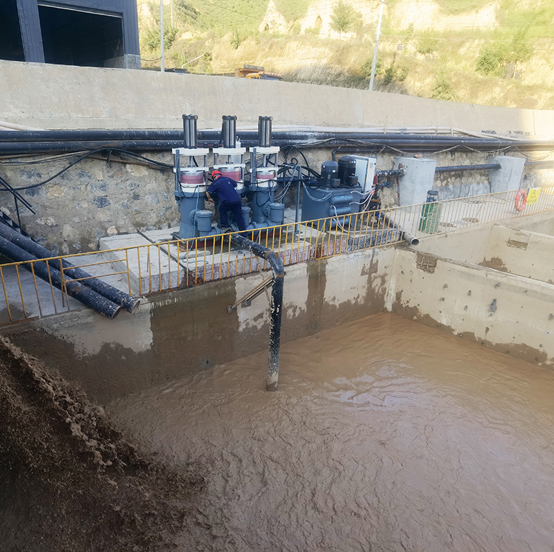 YBH壓濾機節能進料泵5 YBH壓濾機節能進料泵5